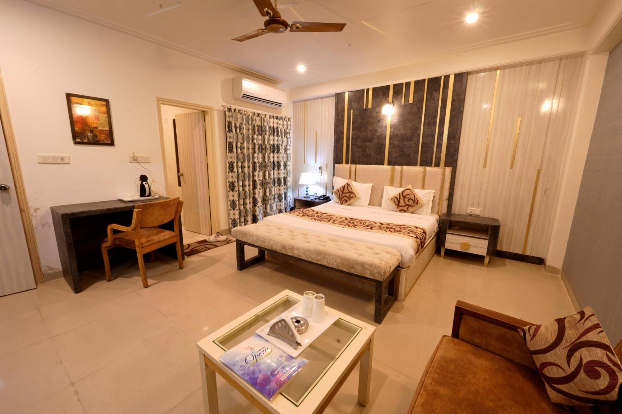 Hotel Opera New Delhi Eksteriør bilde